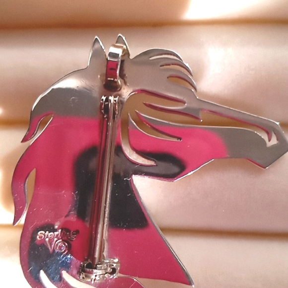 VINTAGE NATIVE AMERICAN INLAY HORSE PIN/PENDENT - Picture 3 of 5